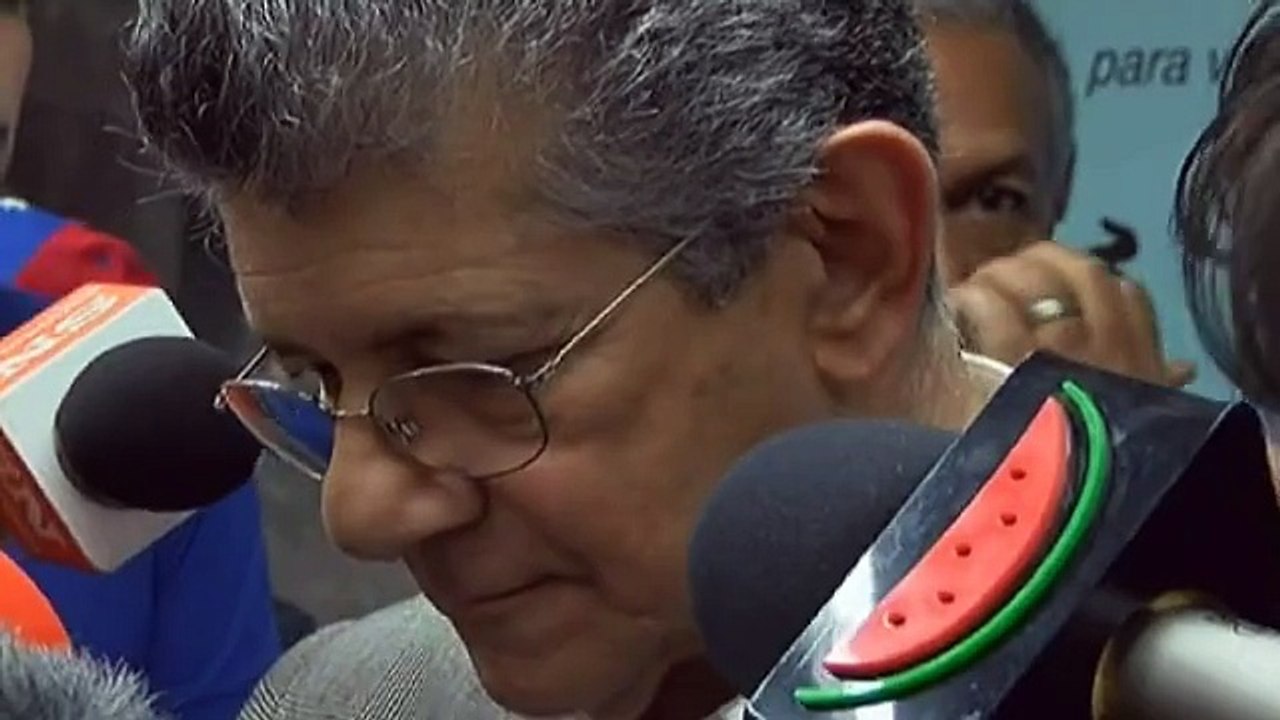 Reportera de Con el Mazo Dando le pidió "sexo" a Henry Ramos Allup