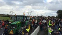 Les opposants par dizaine de milliers à Nantes