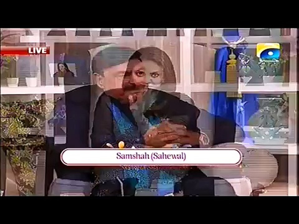 What Sheikh Rasheed Said To Female Live Caller Which Made Nadia Khan Laugh