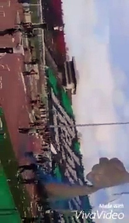 لحظة سقوط ديفو الجردان في مباراة الديربي