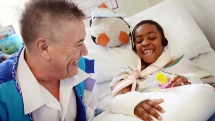 Billy Pearce cheering up Sick Children at BRI Hospital