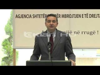 NE 4 BASHKI U NDIHMUAN 350 FEMIJE QE DILNIN NE RRUGE
