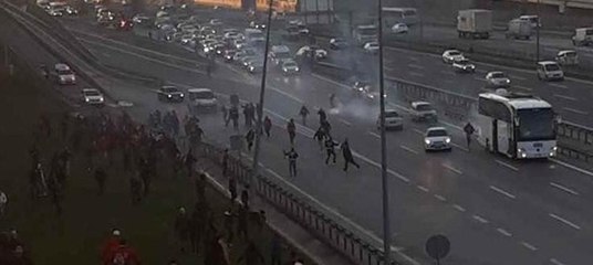 Arena'da maç öncesi olaylar çıktı