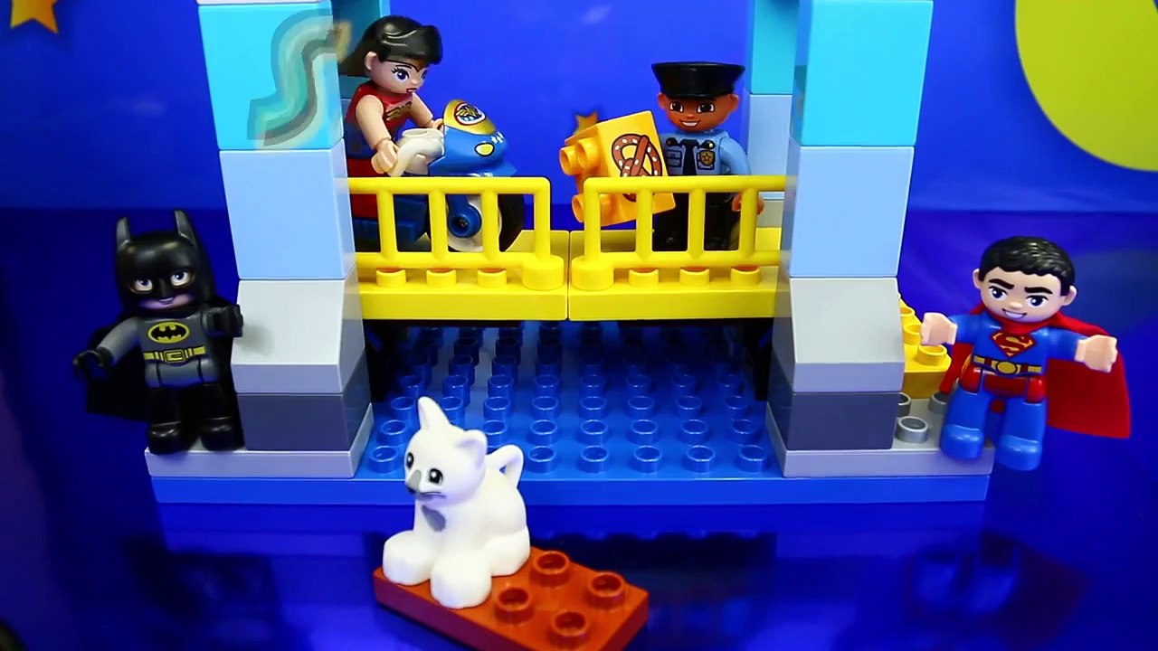 Duplo Lego Batman Adventure Play Set Superman Saves a Police Officer Batman and Wonder Woman