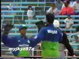 Waqar Younis 6-30 vs Newzeland  1994
