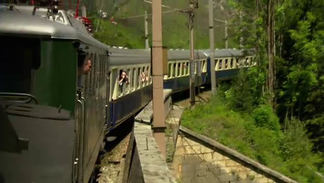 สารคดีท่องโลกกว้าง 17 ธันวาคม 2558 รถไฟสายยุโรป ตอน จากเวียนนาถึงเมืองทรีเอสเต้ และ จากบูดาเปสต์ถึงวอร์ซอว์