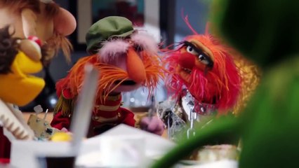 The Muppets | official trailer (2015) Kermit Miss Piggy