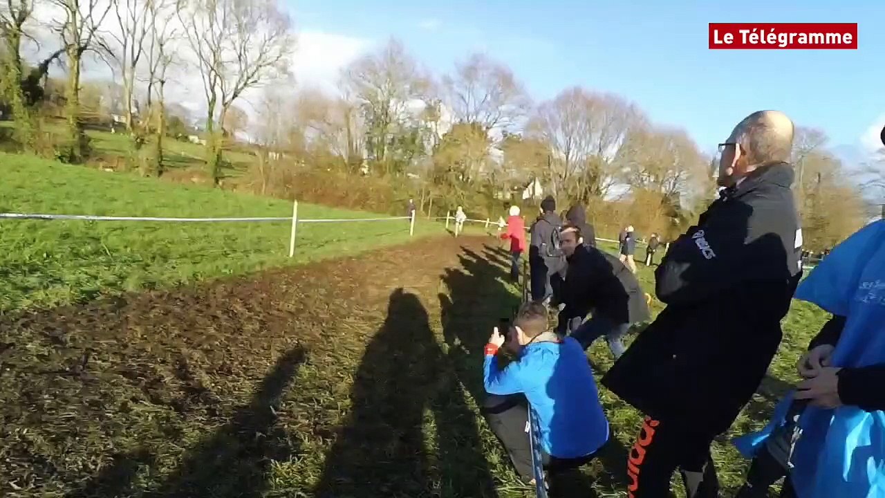 Cross country. Championnat du Morbihan à Saint Avé : Seniors Féminines - Alexia Jacquot championne !