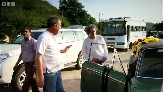 Doing a Ganesh on their cars Top Gear Christmas Special 2011 BBC