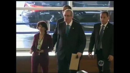 Cunha teria usado políticos e funcionários públicos para beneficiar empreiteiros