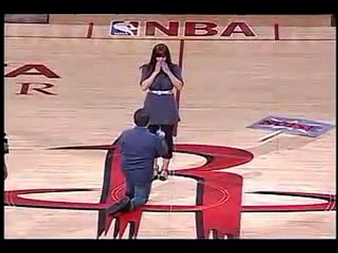 17 Marriage Proposals That Went Horribly Wrong In The Most Spectacular Fashion