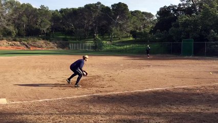 Manon Marie - Third base with throw - Dec 15