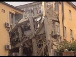 Download Video: Napoli - Crollo alla Facoltà di Veterinaria (09.12.15)