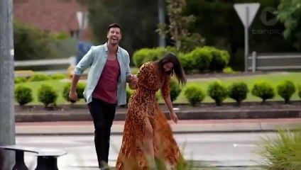 Girls in shock and delight by their dates with Bachelor Sam