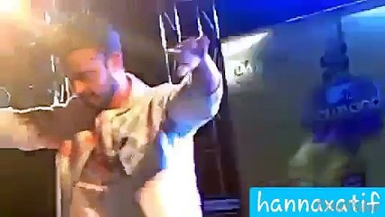 Top Collection Atif Aslam singing Jane Ja Dhoonta phir raha at Kolka HD Video