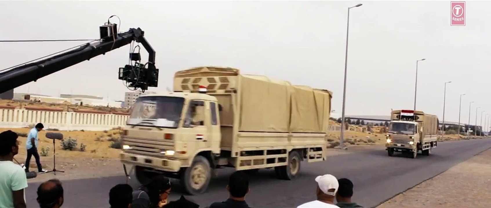 Airlift- Atmosphere Full HD Video- Behind The Scene- Akshay Kumar- Nirmat Kaur- Dailymotion
