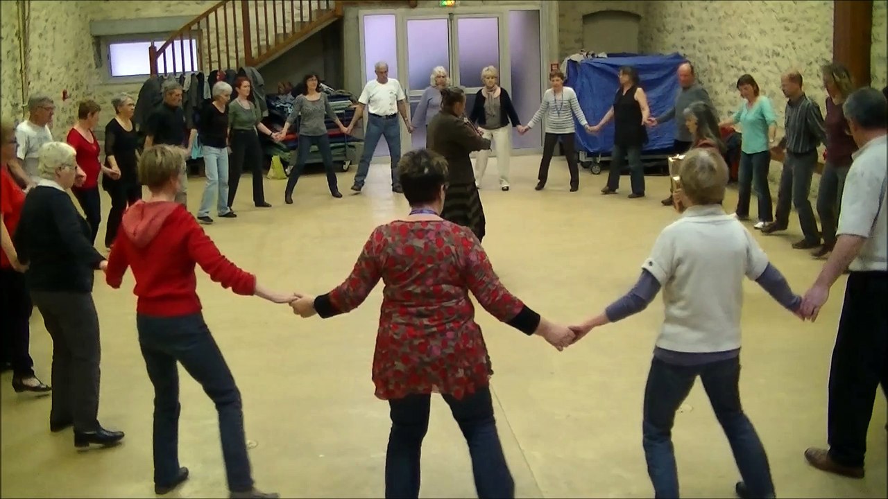 folkpourtous656 branle ( derniere danse )