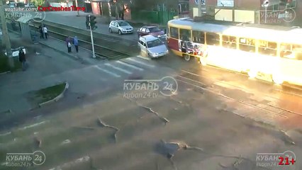 Car Crashes Compilation - Accidents of the Week #65 (720p)