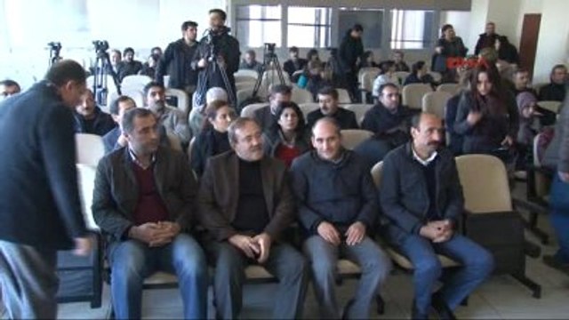 Diyarbakır Dbp'li Yüksek: O Kayyumlarınızın Adımı Bu Binalardan İçeri Giremeyecek