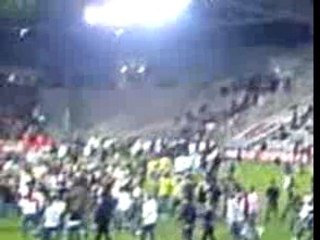 envahissement pelouse beaujoire