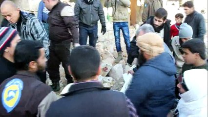 9 قتلى في غارات جوية استهدفت حيا سكنيا في حلب