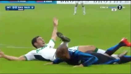 هدف فوز ساسوولو علي انتر ميلان في الدقيقة الاخيرة ١٠-١-٢٠١٦