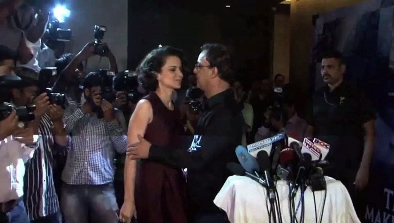 Vidhu Vinod Chopra PECKS Kangana Ranaut at screening of WAZIR