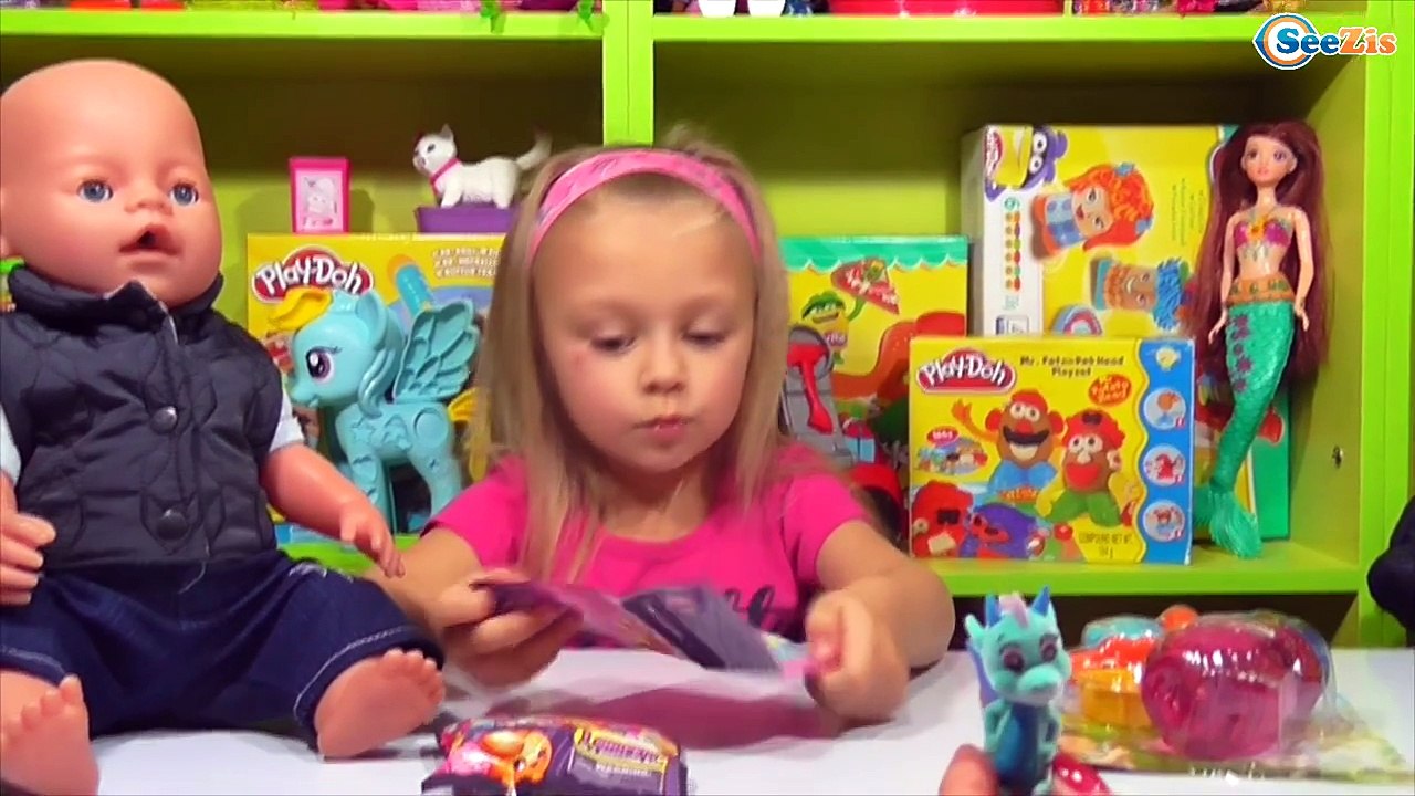 ✔ Кукла Беби Борн. Ярослава открывает сюрпризы Safiras и Shopkins - Doll Baby Born with Yaroslava ✔