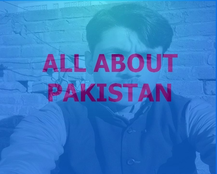 Ayesha Omer and Comedian Making Fun of Meera in Lux Style Awards