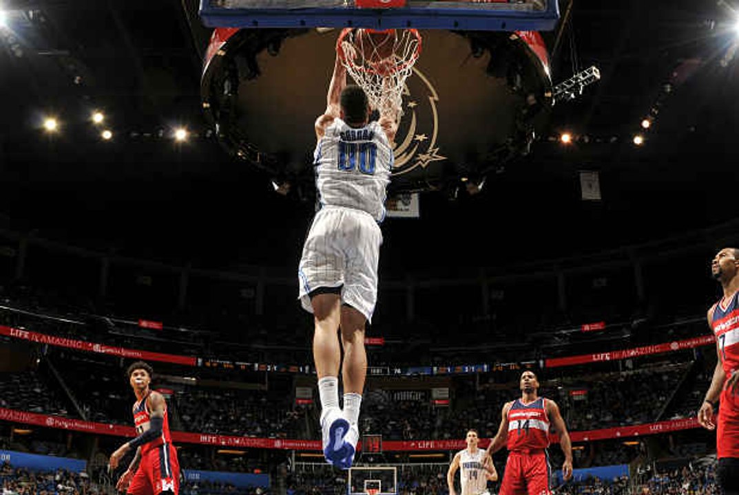 Arron Gordon Nasty Double Pump Reverse Dunk
