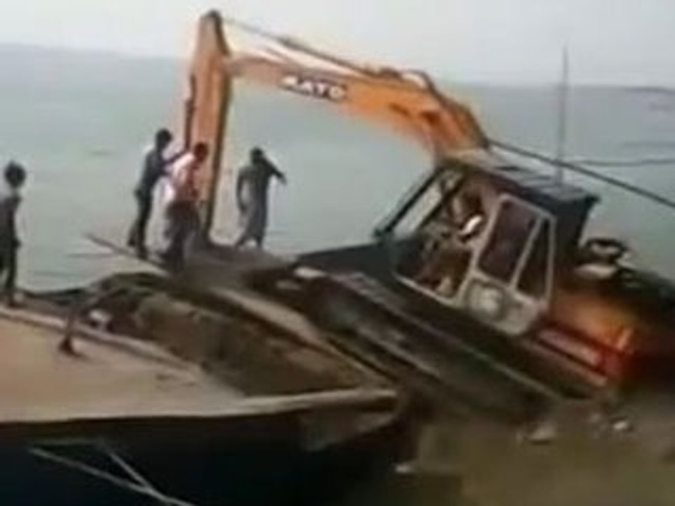 OH NO ! Crane Fall From Bridge--Top Funny Videos-Top Prank Videos-Top Vines Videos-Viral Video-Funny Fails