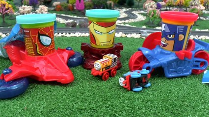 FIRST Mega GIANT Hulk Play-Doh Head Surprise! Kinder Chocolate Surprise Egg SuperHero by H