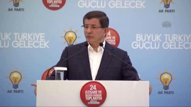 Davutoğlu: Sizin Niyetiniz Halka Hizmet Etmek Mi, Halka Düşmanlık Yapmak Mı?