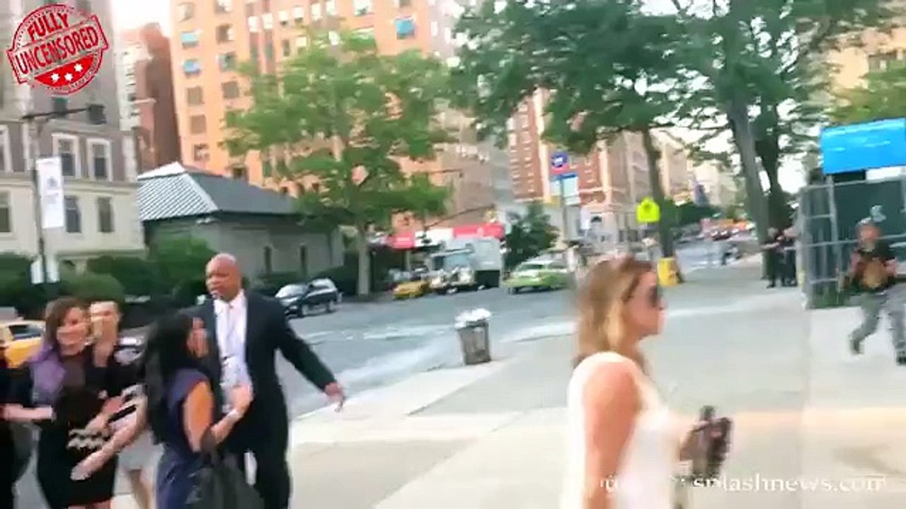 Demi Lovato Poses Completely NUDE For Vanity Fair