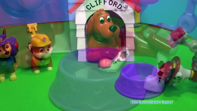 PAW PATROL Nickelodeon Paw Patrol Uses Play Doh to Help Clifford a Paw Patrol Parody
