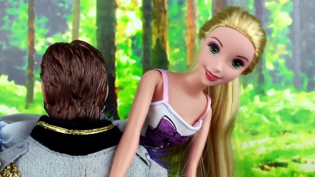 Frozen Fever Spell! Evil Queen Kidnaps Elsa, Princess Anna, Disney Villains. Disney Prince