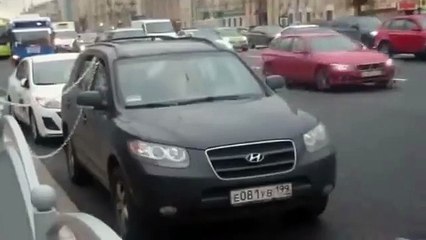 Чувак забил на эвакуаторы Москве! Ржака))))