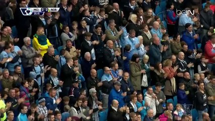 تصفيق الجمهور لكريس شو في الدقيقة 35