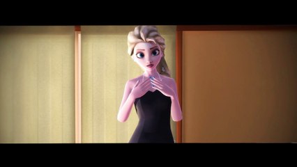 Disney Frozen Elsa Kissing you Goodnight