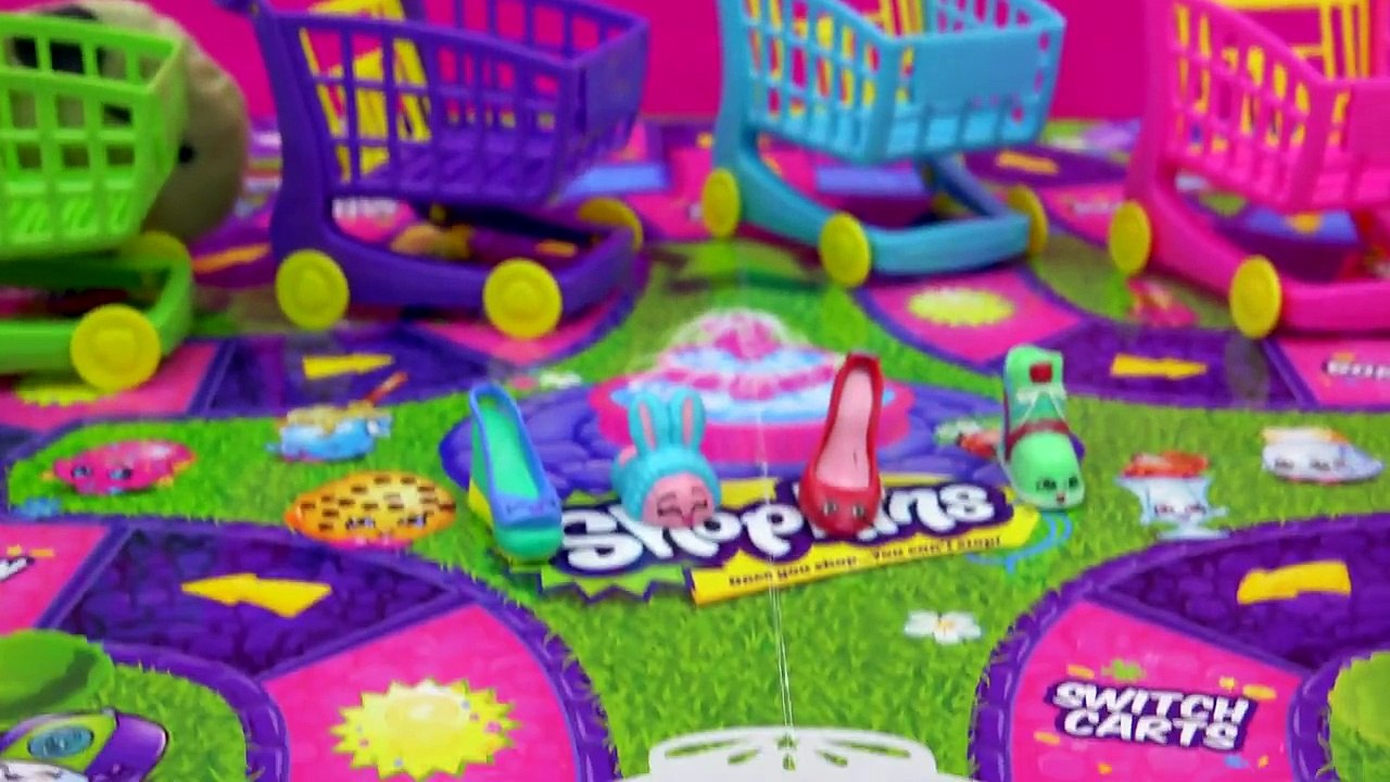 Shopkins Shopping Cart Sprint Game with 4 Shop Carts + 4 Exclusives from Season 2 and 3