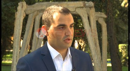 Profili i Belind Këlliçit, La Amerikën në 2009 për t’iu bashkuar PD, sot në garë për kreun e FRPD