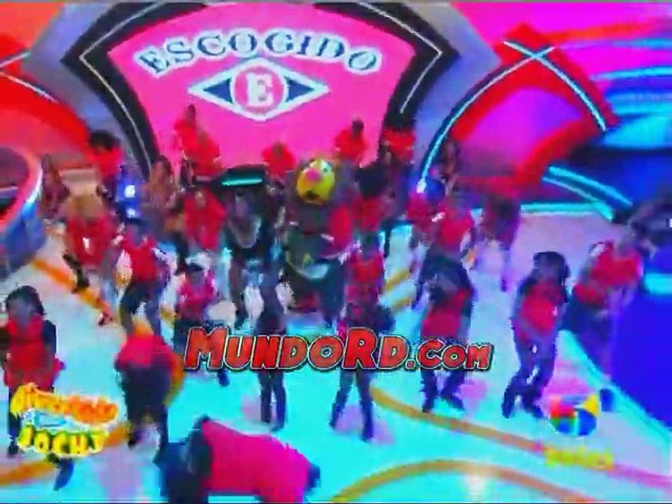 El baile de las bailarinas del escogido en divertido con jochy