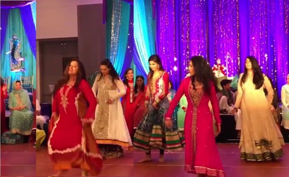 Pakistani Wedding Desi Girls Dance Medly Of Songs