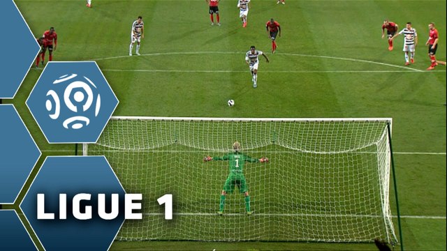 But Benjamin MOUKANDJO (64ème pen) / EA Guingamp - FC Lorient (2-2) - (EAG - FCL) / 2015-16