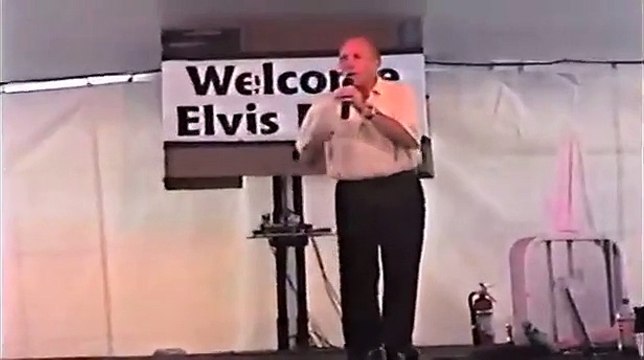 Danny McCorkle sings 'Rubberneckin' Elvis Week 2007 (video)