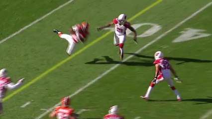 Can't-Miss Play: Gabriel flies up and snags it