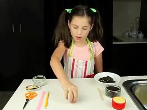 MICKEY MOUSE CUPCAKES Make cute & easy disney cookie cupcakes birthday treat