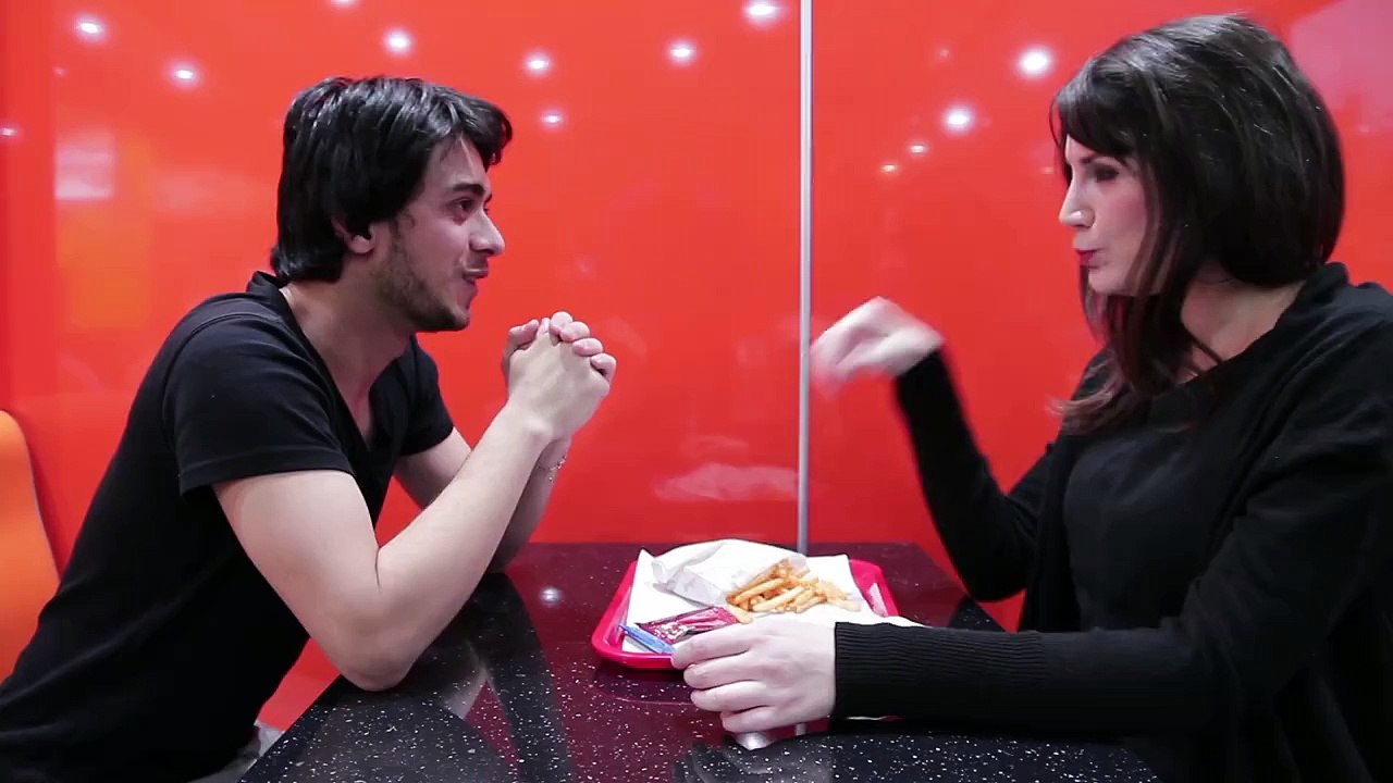 Dinner with GF   Bollywood Vs  Reality