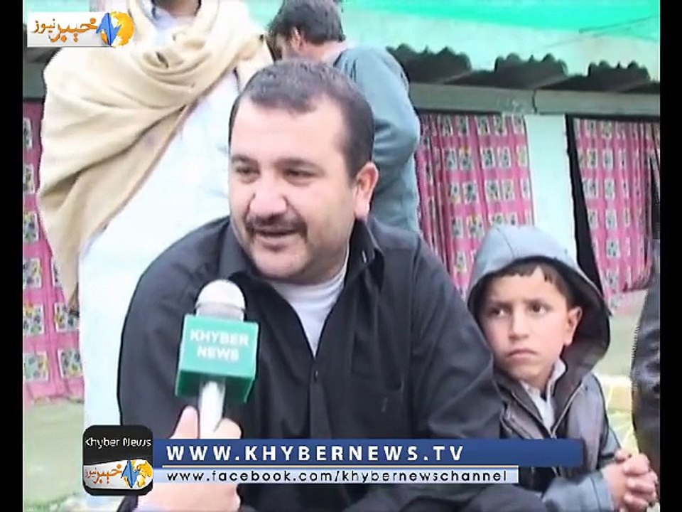 لوئر دیر، گرم تیل میں ہاتھ ڈال ڈالنے والے ایمرجنسی بابا