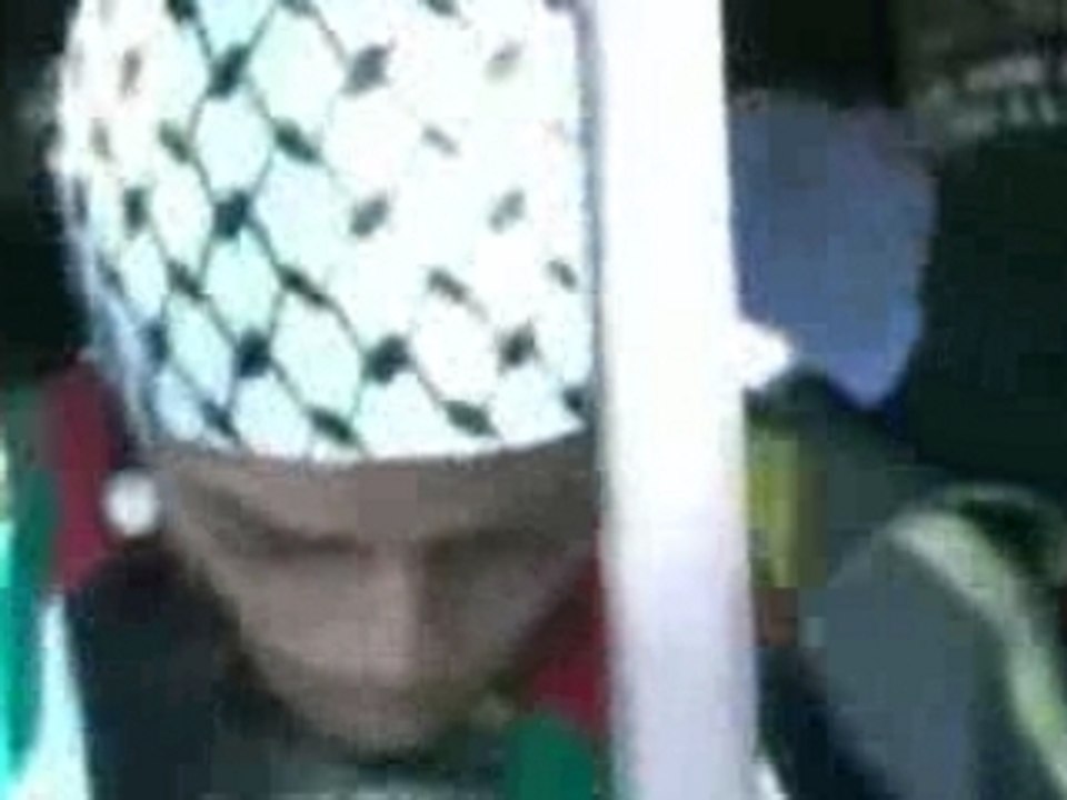 Keny-Arkana_Clip-Le-front-de-la-haine